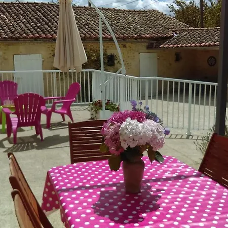 Repos Et Detente Au Coeur Des Richesses Du Poitou * Vaux (Vienne)